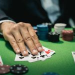 A Guide to Playing 5-Card Stud Poker Effectively for Beginners
